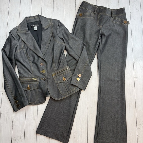 Cache Jackets & Blazers - Y2K Cache Contour Collection Dark Gray Tailored Blazer Jacket & Pants Suit Sz 6